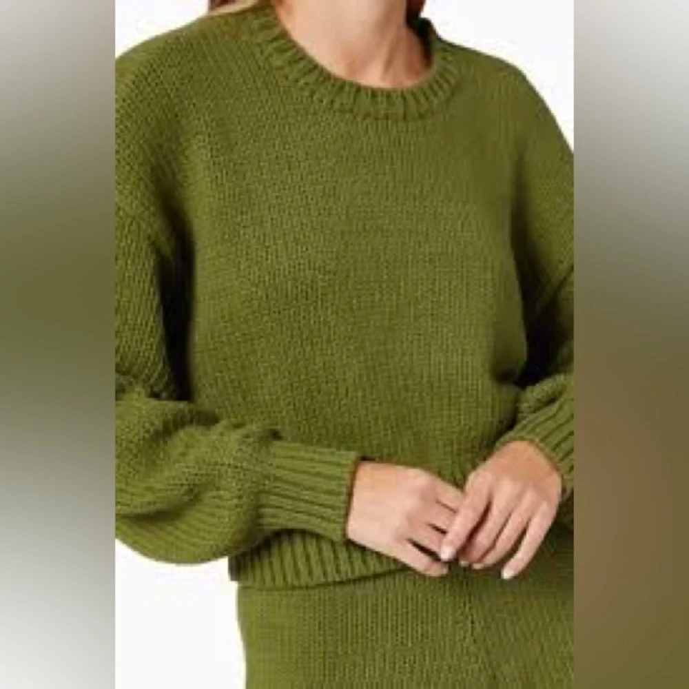 Good American Light Green Crew Neck Sweater size 5/6 pristine condition